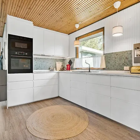 3 Bedroom Awesome In