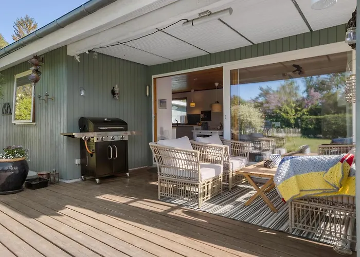 3 Bedroom Awesome In