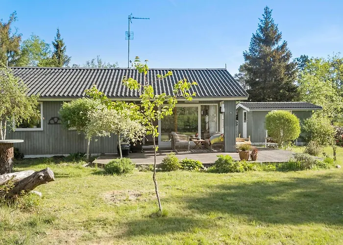 3 Bedroom Awesome In *